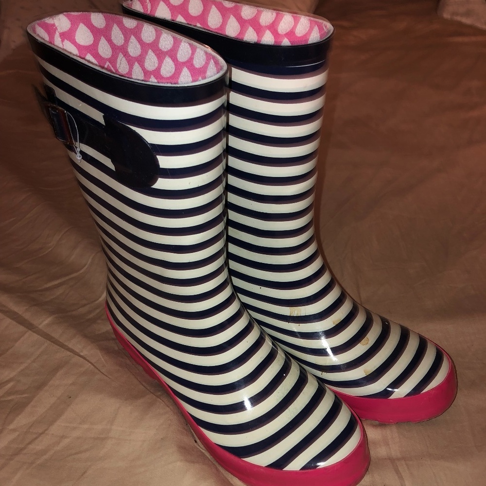 Rain boots